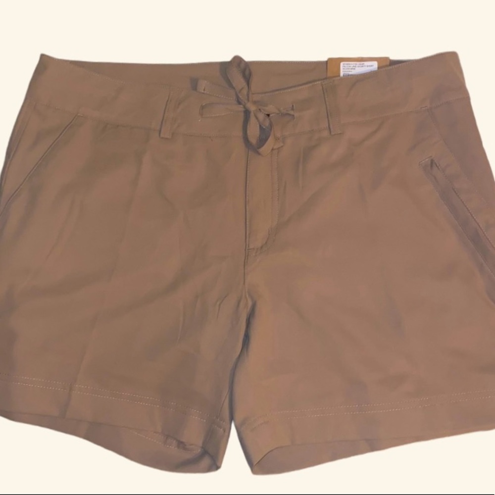 Magellan Size Large Khaki Shorts